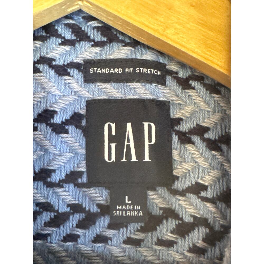 Gap Mens Textured Woven Shirt Size Large Blue Vertical Stripe Camp Shirt Summer - Picture 7 of 9